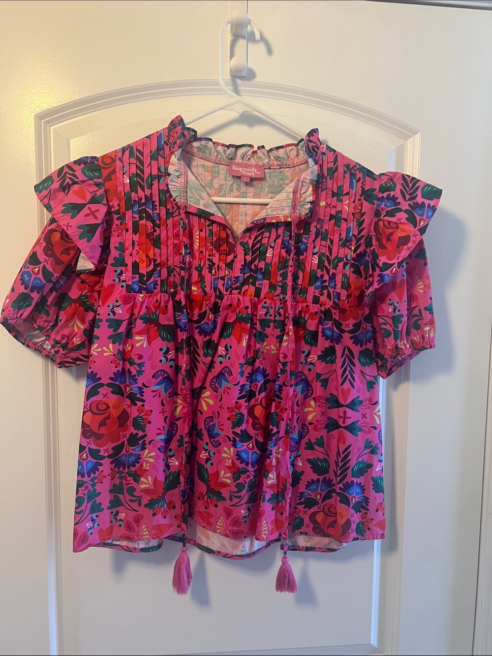 Sincerely Jules Pink Floral Pintuck Ruffle Sleeve Blouse